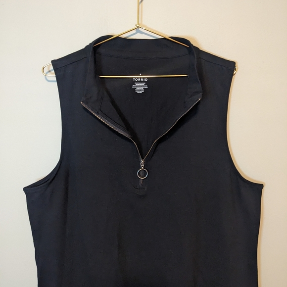 Torrid Black Half Zip Tank Top, size 4X - Picture 2 of 4